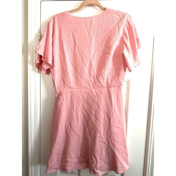 SUPERDOWN Revolve Pink Deep V-Neck Flutter Sleeve Mini Dress - Sz Large - Picture 5 of 7